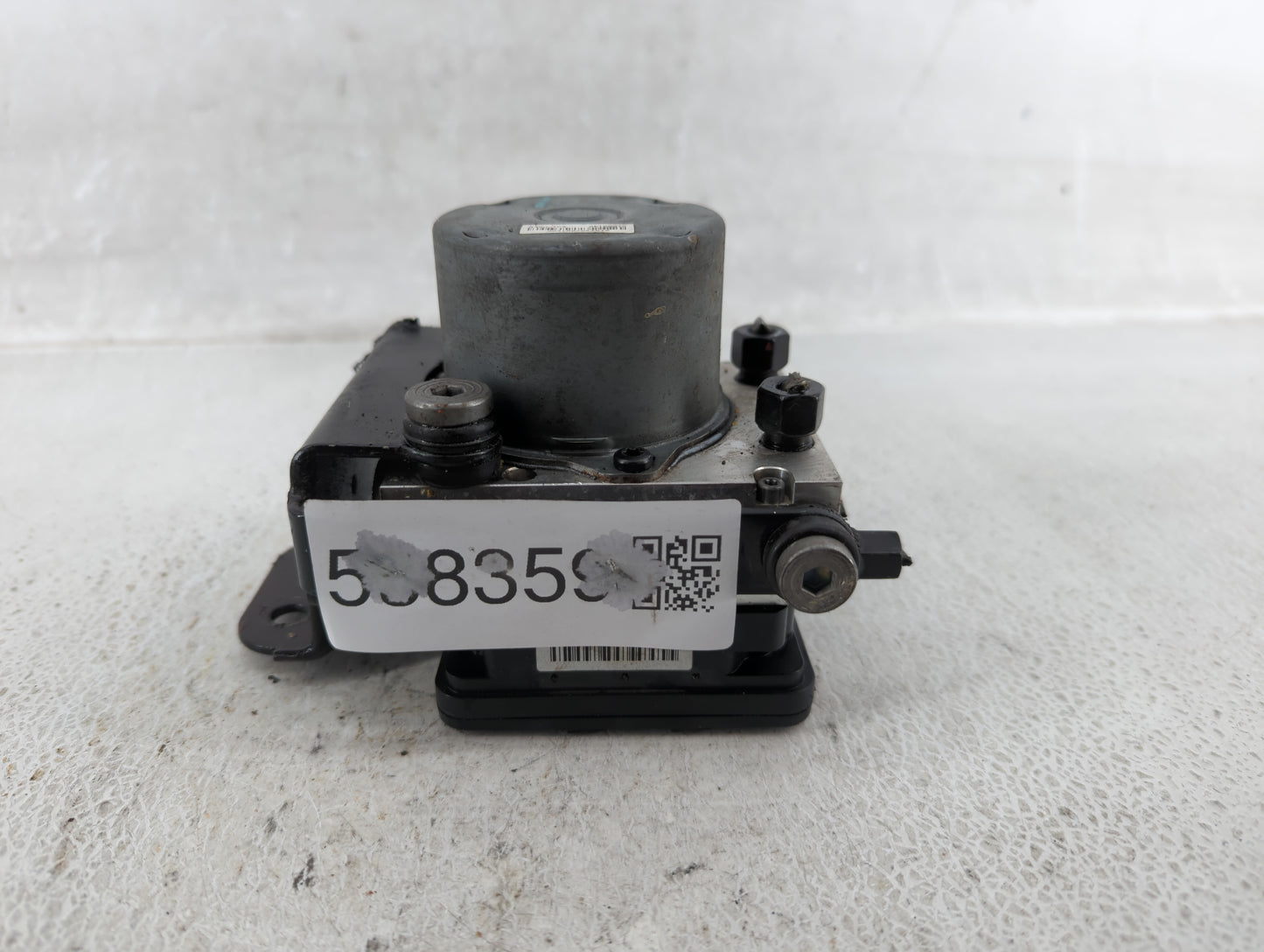 2017-2018 Hyundai Santa Fe ABS Pump Control Module Replacement P/N:58920-B8AC0 Fits Fits 2017 2018 OEM Used Auto Parts - Oem