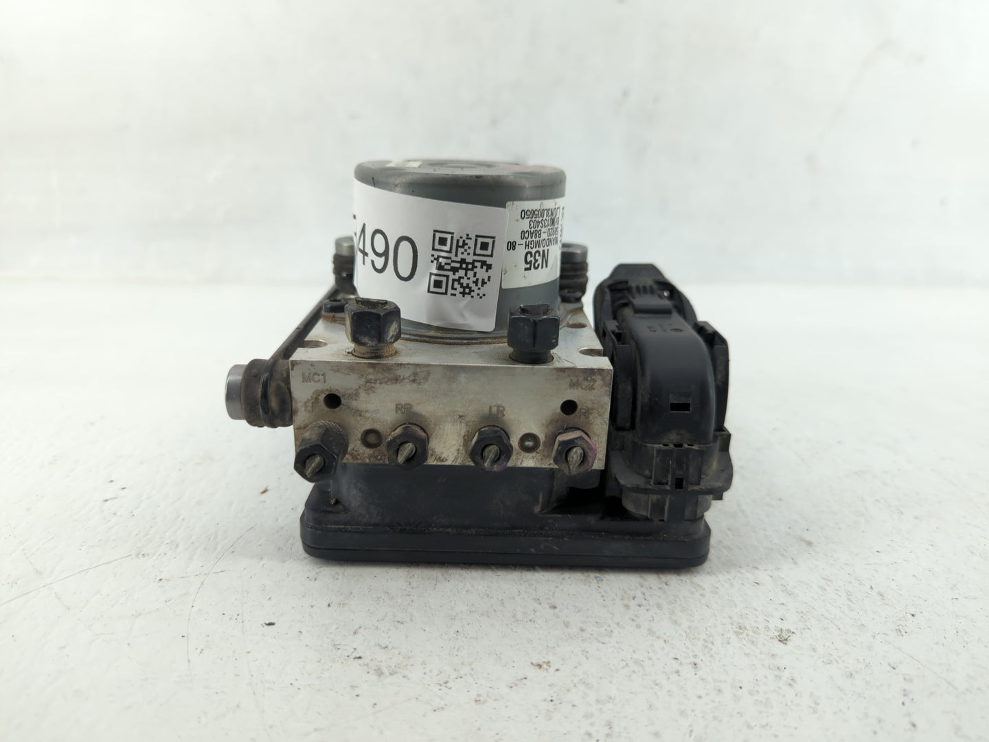 2017-2018 Hyundai Santa Fe ABS Pump Control Module Replacement P/N:58920-B8AC0 Fits Fits 2017 2018 OEM Used Auto Parts - Oem