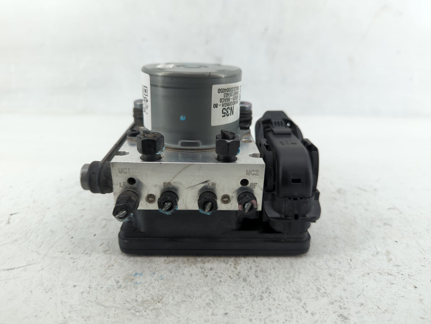 2017-2018 Hyundai Santa Fe ABS Pump Control Module Replacement P/N:58920-B8AC0 Fits Fits 2017 2018 OEM Used Auto Parts - Oem