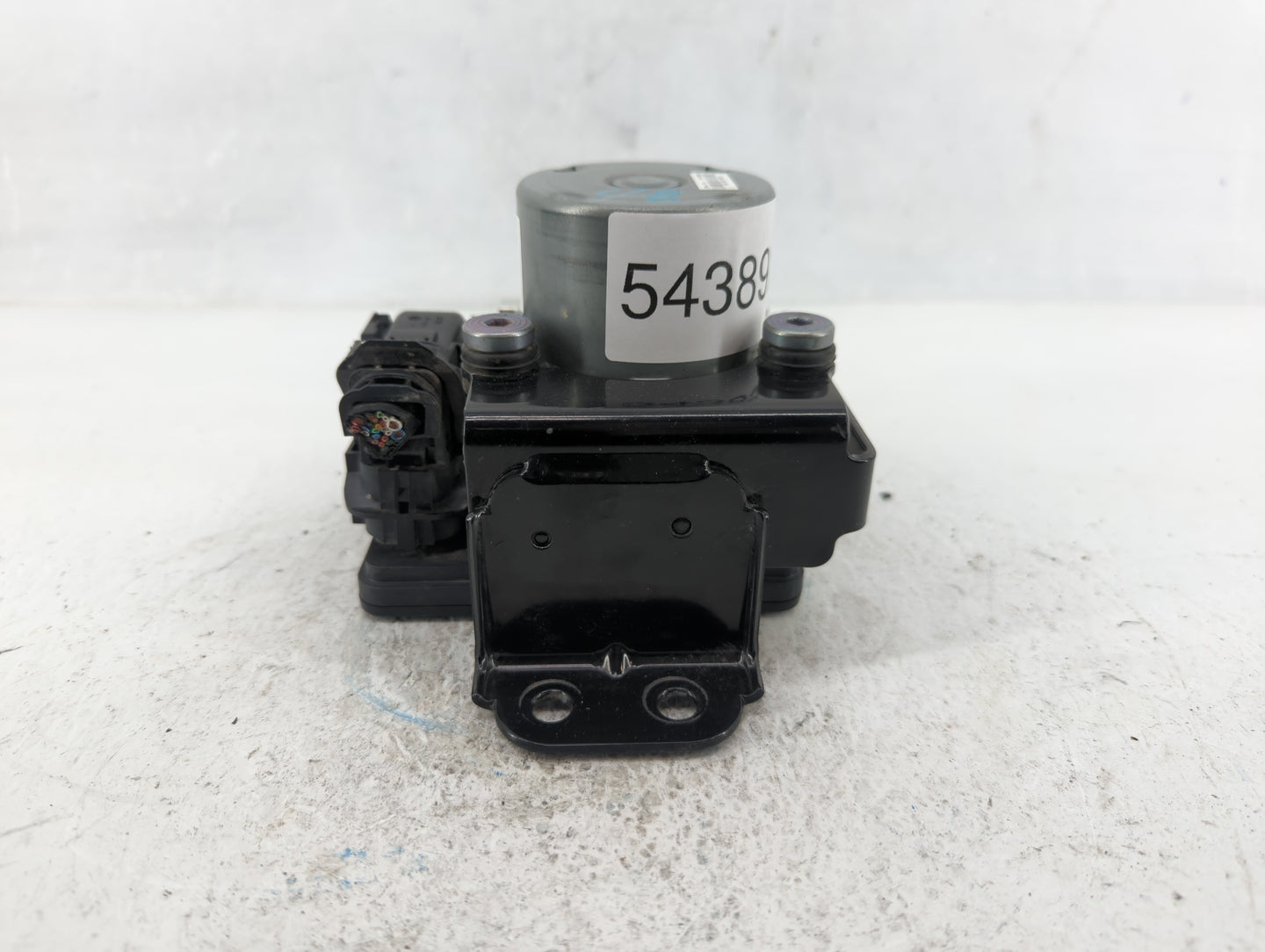 2017-2018 Hyundai Santa Fe ABS Pump Control Module Replacement P/N:58920-B8AC0 Fits Fits 2017 2018 OEM Used Auto Parts - Oem