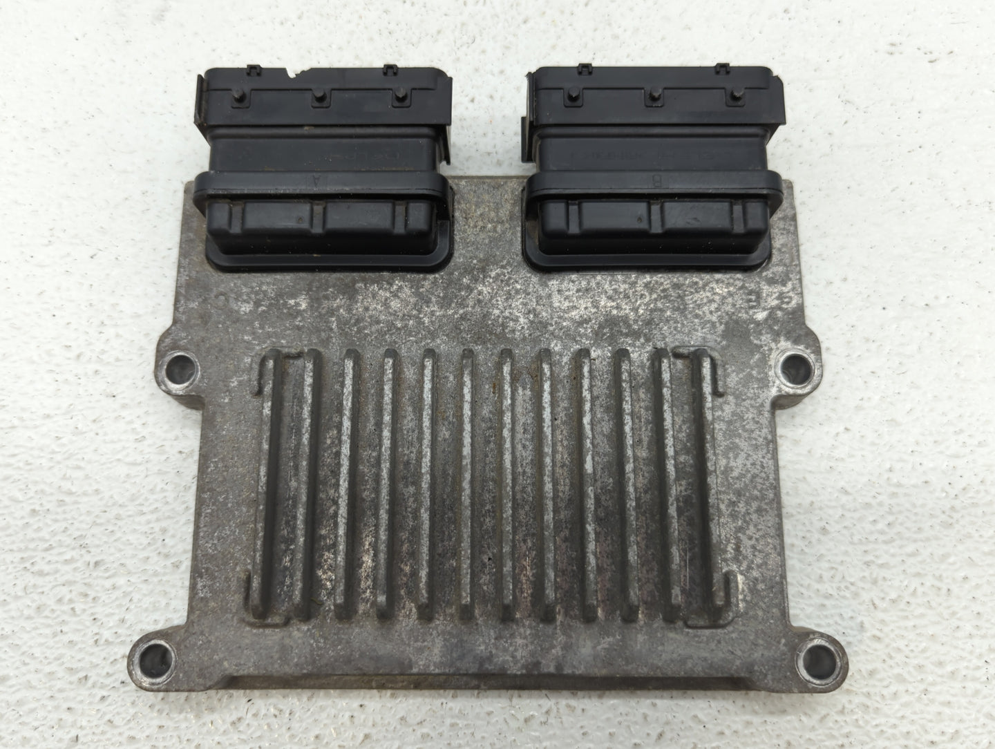 2017-2018 Hyundai Santa Fe PCM Engine Control Computer ECU ECM PCU OEM P/N:28531634 39100-3CDP0 Fits Fits 2017 2018 OEM Used