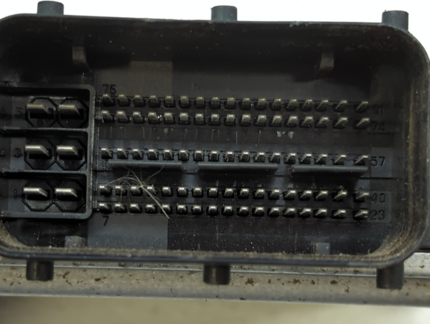 2017 Hyundai Santa Fe PCM Engine Control Computer ECU ECM PCU OEM P/N:39130-2GKR0 39100-2GKR0, 39130-2GKR1, 39100-2GKR1 Fits