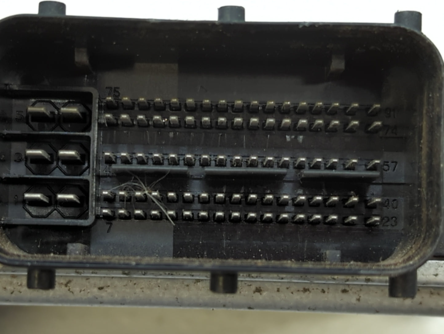 2017 Hyundai Santa Fe PCM Engine Control Computer ECU ECM PCU OEM P/N:39130-2GKR0 39100-2GKR0, 39130-2GKR1, 39100-2GKR1 Fits