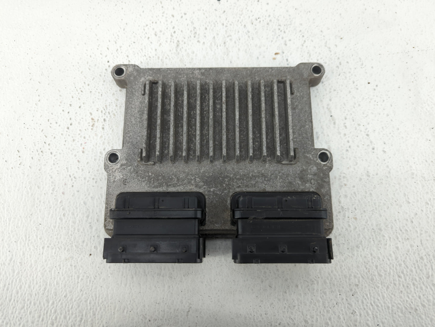 2017-2018 Hyundai Santa Fe PCM Engine Control Computer ECU ECM PCU OEM P/N:28531634 39100-3CDP0 Fits Fits 2017 2018 OEM Used