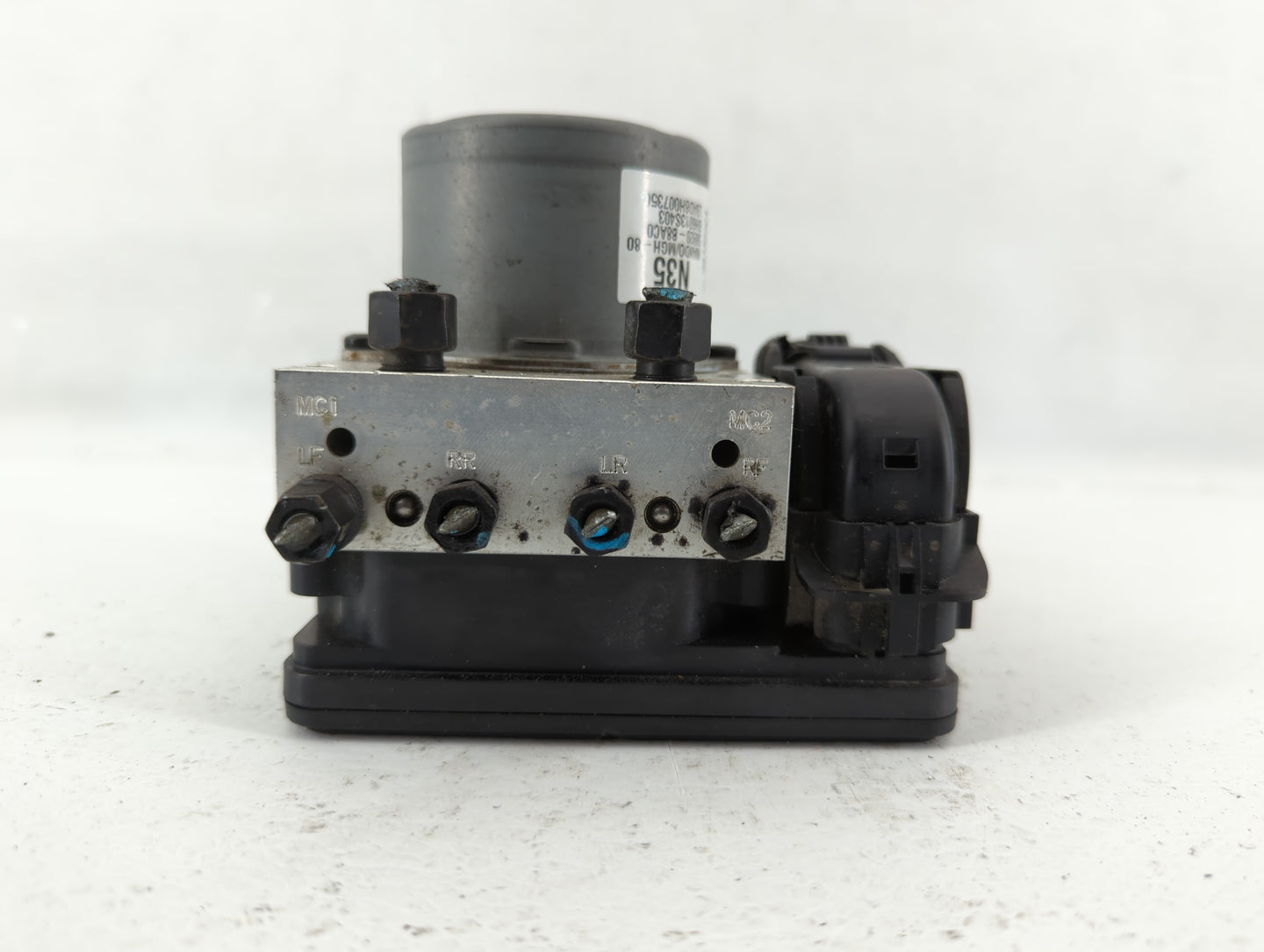 2017-2018 Hyundai Santa Fe ABS Pump Control Module Replacement P/N:58920-B8AC0 Fits Fits 2017 2018 OEM Used Auto Parts - Oem