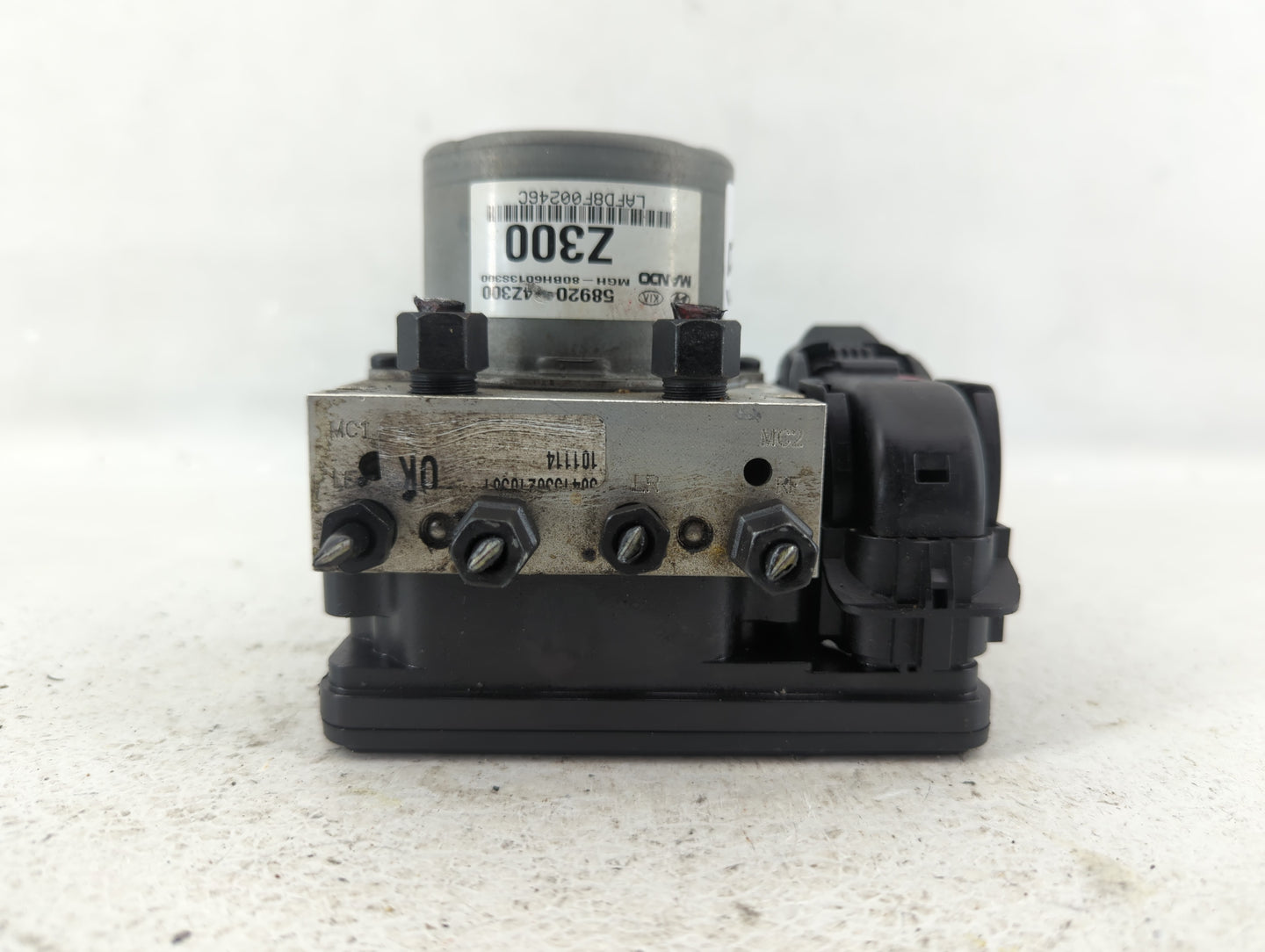 2017-2018 Hyundai Santa Fe ABS Pump Control Module Replacement P/N:58920-4Z300 Fits Fits 2017 2018 OEM Used Auto Parts - Oem