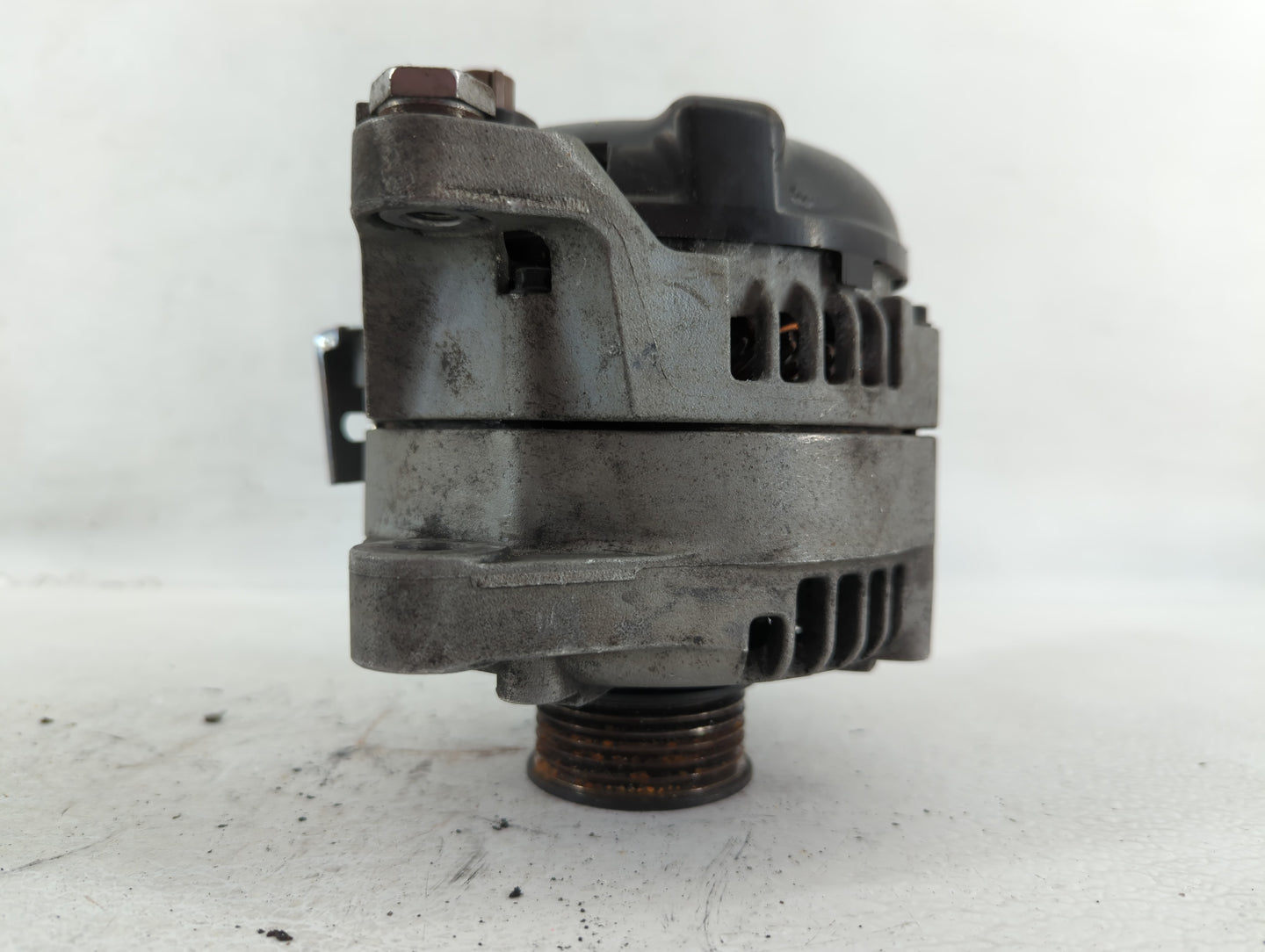 2019-2020 Hyundai Santa Fe Alternator Replacement Generator Charging Assembly Engine OEM P/N:TN104211-8790 Fits OEM Used Aut