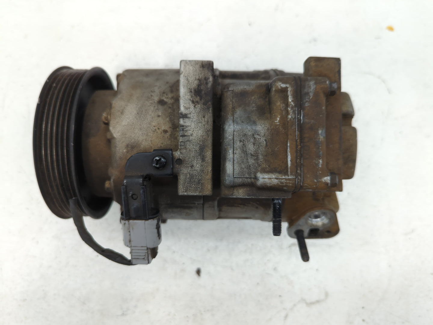 2017 Hyundai Santa Fe Air Conditioning A/c Ac Compressor Oem - Oemusedautoparts1.com