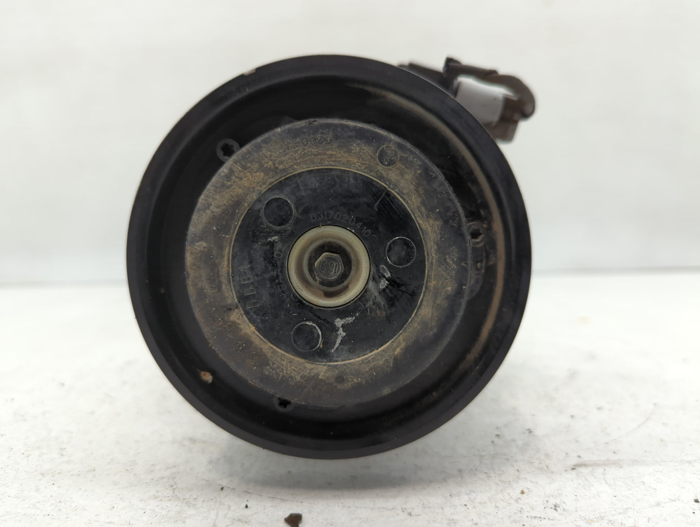 2017 Hyundai Santa Fe Air Conditioning A/c Ac Compressor Oem - Oemusedautoparts1.com