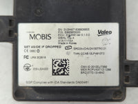 2017-2018 Hyundai Santa Fe Chassis Control Module Ccm Bcm Body Control - Oemusedautoparts1.com