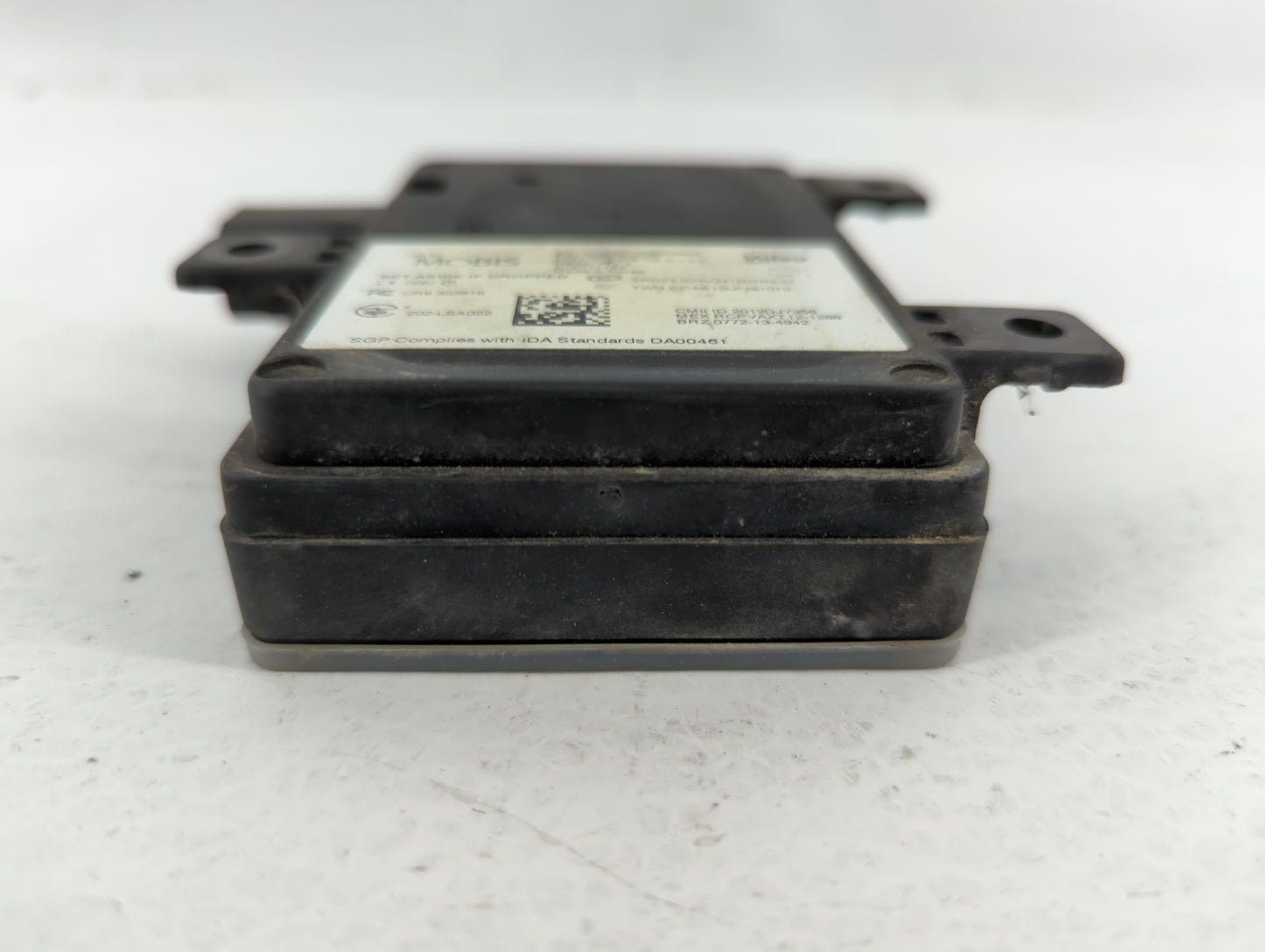 2017-2018 Hyundai Santa Fe Chassis Control Module Ccm Bcm Body Control - Oemusedautoparts1.com