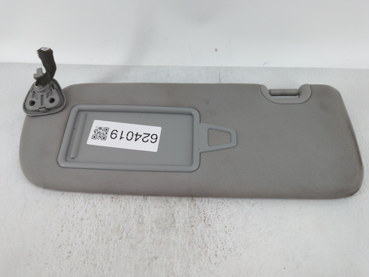 2013-2019 Hyundai Santa Fe Sun Visor Shade Replacement Driver Left Mirror Fits Fits 2013 2014 2015 2016 2017 2018 2019 OEM U