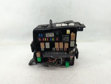 2017-2019 Hyundai Santa Fe Fusebox Fuse Box Panel Relay Module P/N:N91311-B8070 Fits Fits 2017 2018 2019 OEM Used Auto Parts