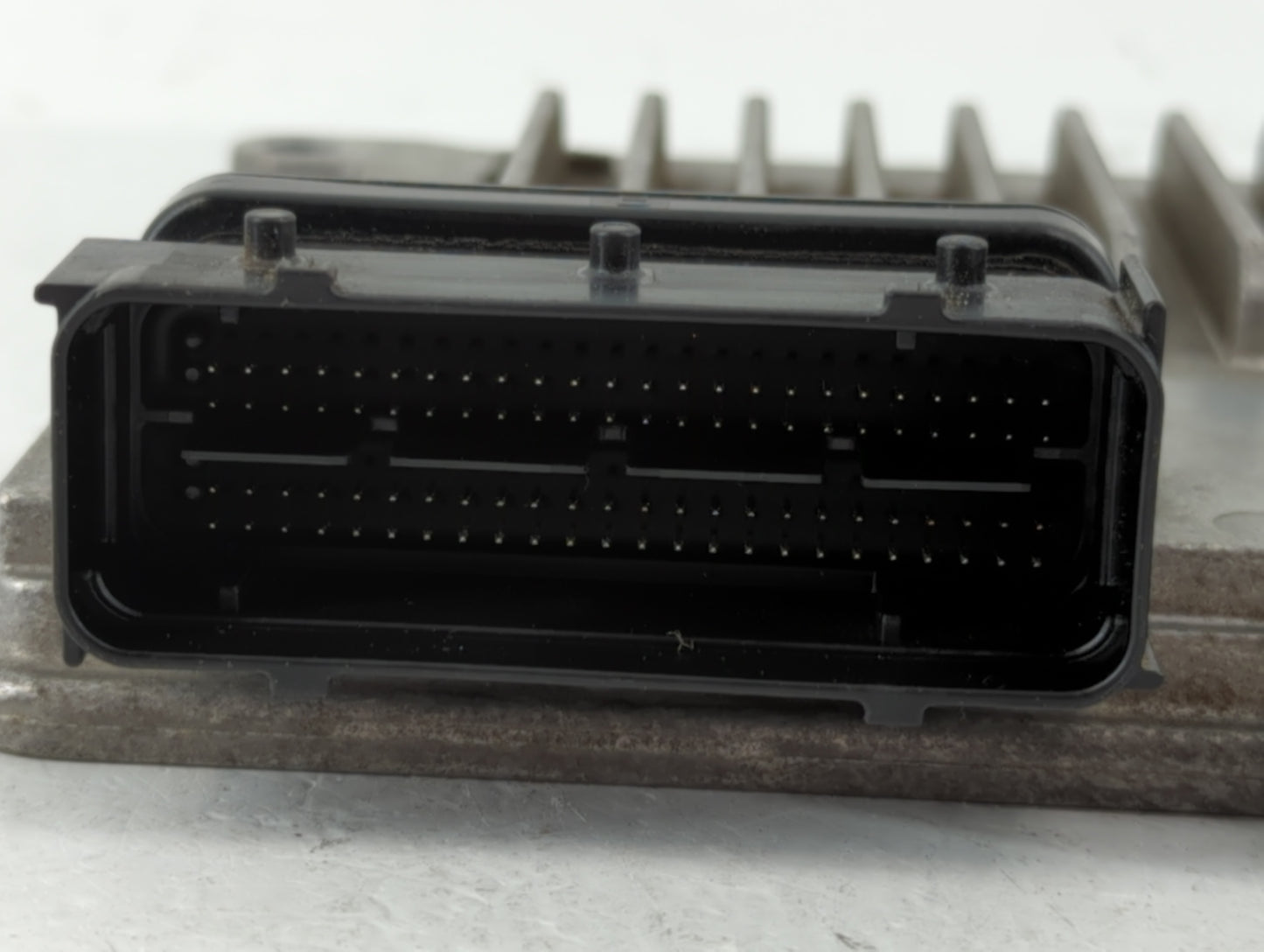 2017-2018 Hyundai Santa Fe PCM Engine Control Computer ECU ECM PCU OEM P/N:39100-3CDP0 28490085, 28166220 Fits Fits 2017 201
