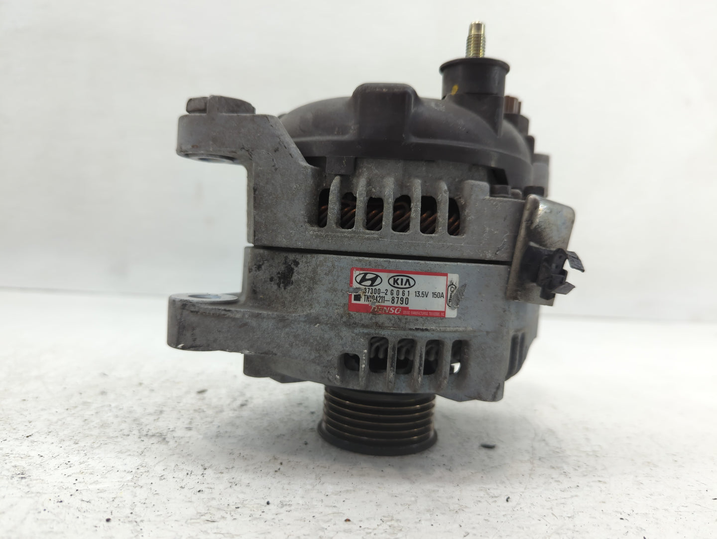2019-2020 Hyundai Santa Fe Alternator Replacement Generator Charging Assembly Engine OEM P/N:37300-2G061 Fits OEM Used Auto 