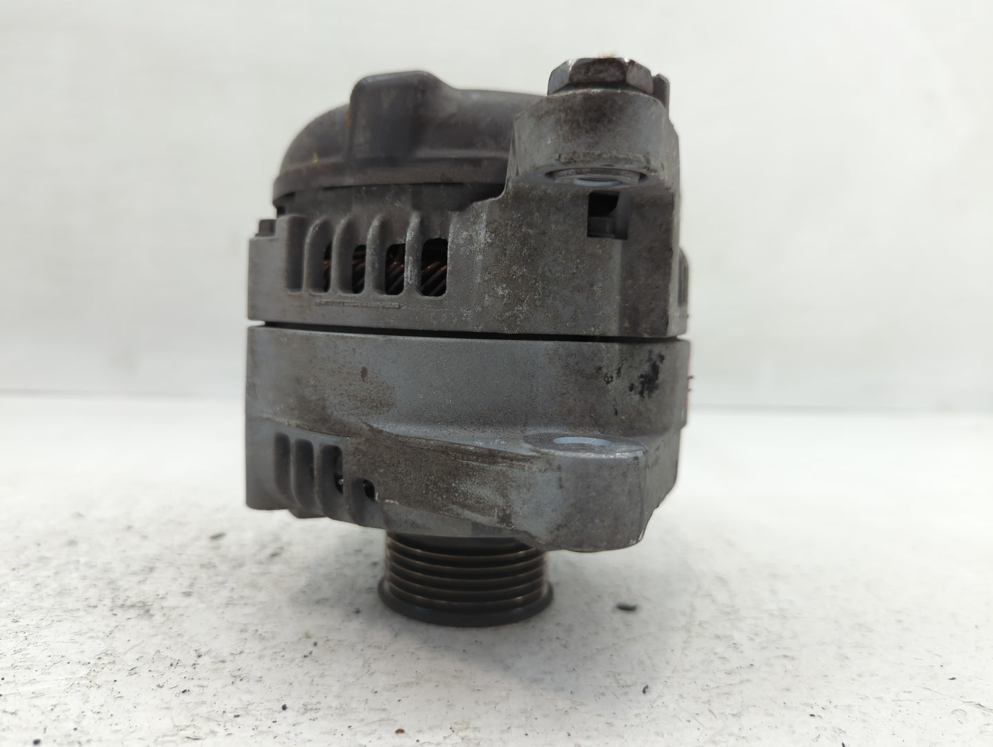 2019-2020 Hyundai Santa Fe Alternator Replacement Generator Charging Assembly Engine OEM P/N:37300-2G061 Fits OEM Used Auto 