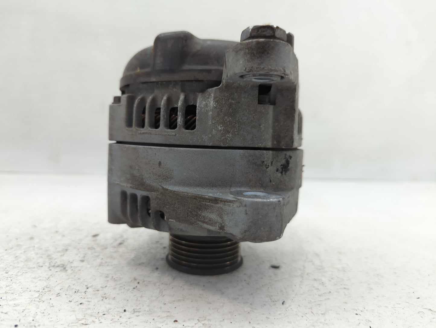 2019-2020 Hyundai Santa Fe Alternator Replacement Generator Charging Assembly Engine OEM P/N:37300-2G061 Fits OEM Used Auto 