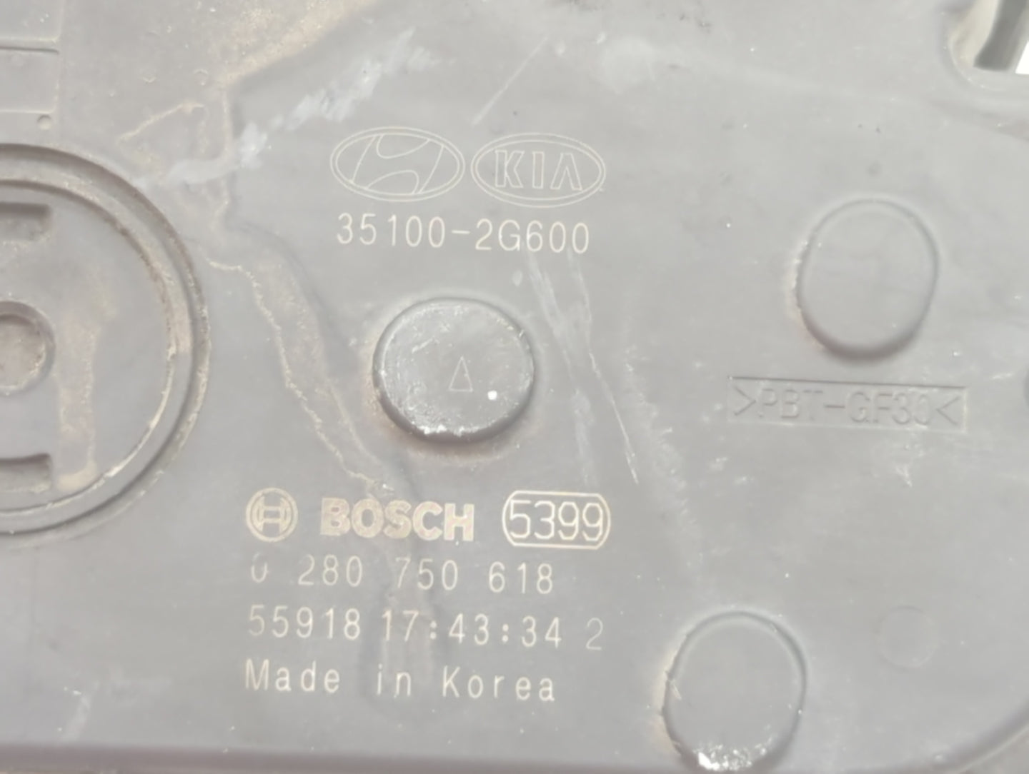 2019-2020 Hyundai Santa Fe Throttle Body P/N:0 280 750 618 35100-2G600 Fits Fits 2015 2016 2017 2018 2019 2020 2021 OEM Used