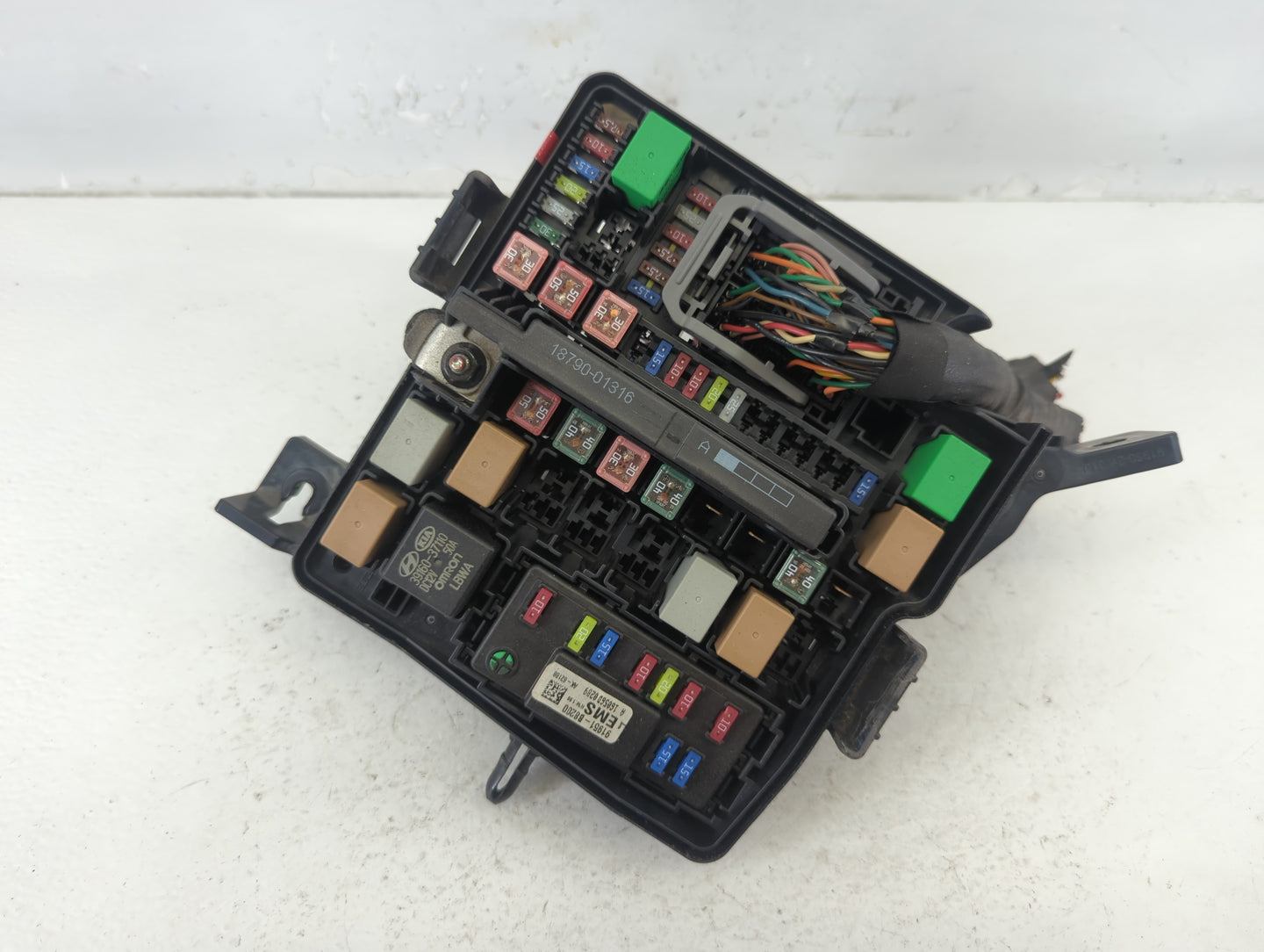 2017-2019 Hyundai Santa Fe Fusebox Fuse Box Panel Relay Module P/N:N91312-B8780-07 91312 B8780 Fits Fits 2017 2018 2019 OEM 