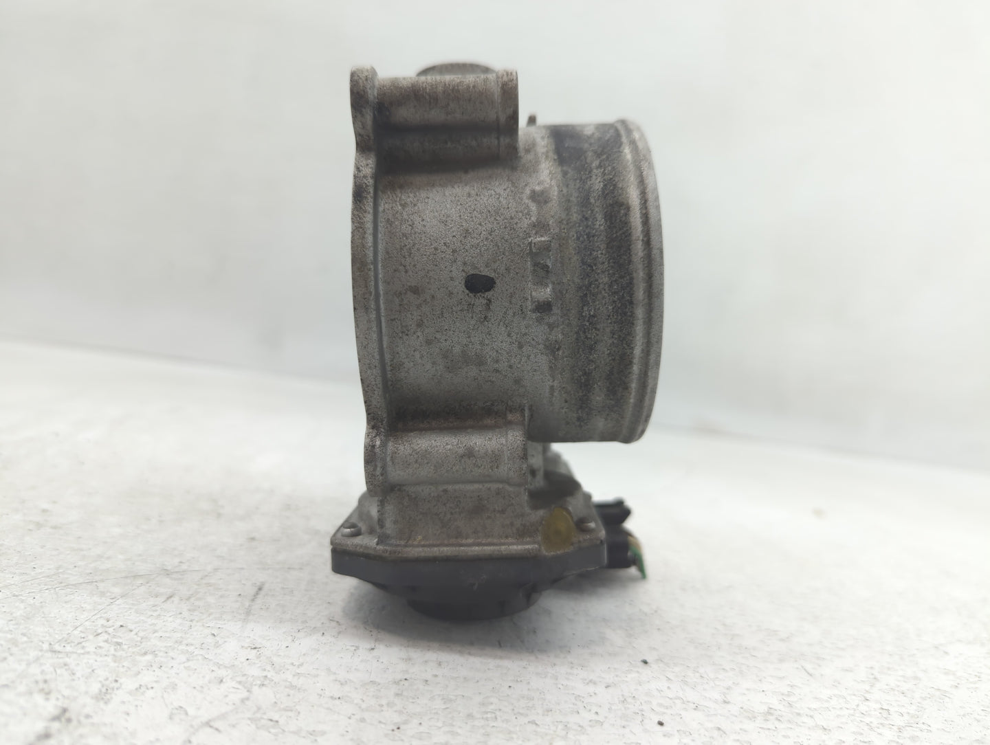 2013-2018 Hyundai Santa Fe Throttle Body P/N:35100-3CAA0 Fits Fits 2012 2013 2014 2015 2016 2017 2018 OEM Used Auto Parts - 