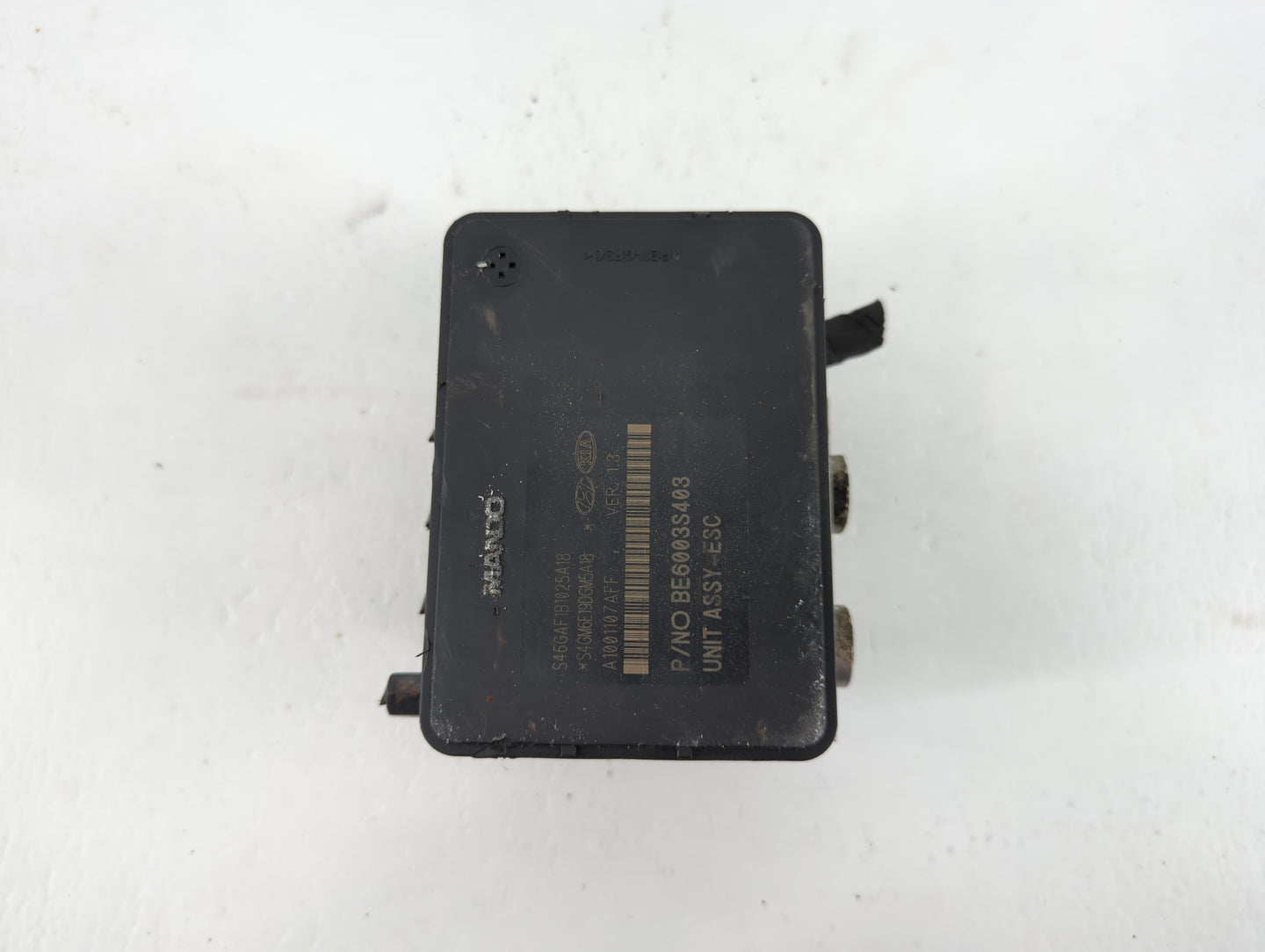 2017-2018 Hyundai Santa Fe ABS Pump Control Module Replacement P/N:58920-B8AC0 Fits Fits 2017 2018 OEM Used Auto Parts - Oem