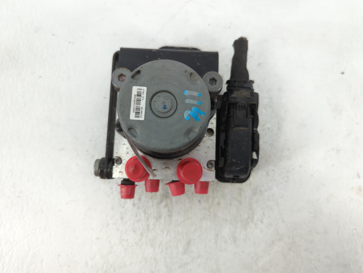 2017-2018 Hyundai Santa Fe ABS Pump Control Module Replacement P/N:58920-B8AC0 Fits Fits 2017 2018 OEM Used Auto Parts - Oem
