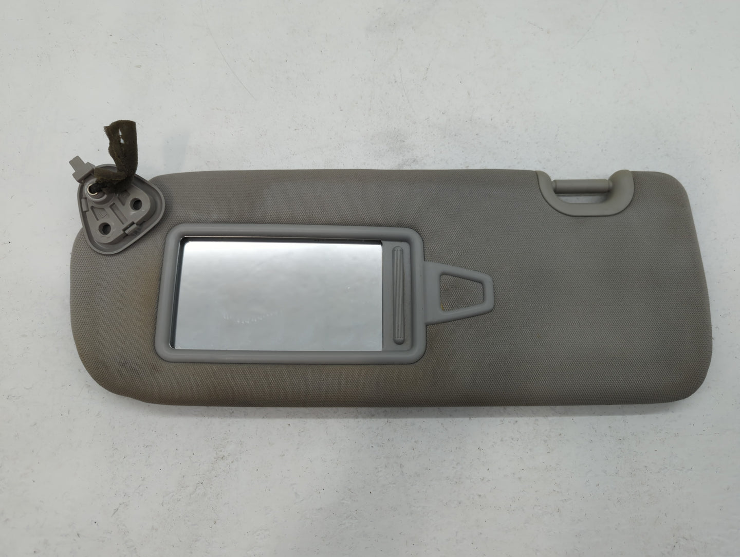 2013-2019 Hyundai Santa Fe Sun Visor Shade Replacement Driver Left Mirror Fits Fits 2013 2014 2015 2016 2017 2018 2019 OEM U