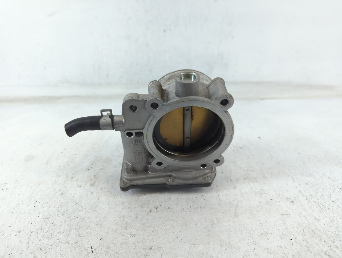 2013-2018 Hyundai Santa Fe Throttle Body P/N:35100-3CAA0 Fits Fits 2012 2013 2014 2015 2016 2017 2018 OEM Used Auto Parts - 
