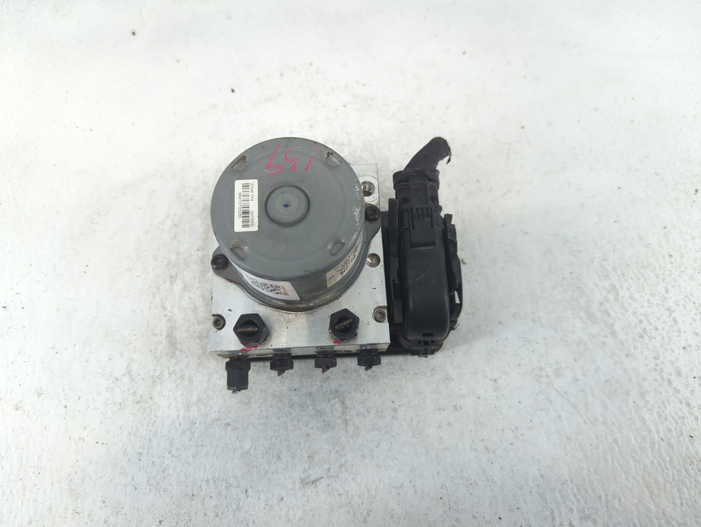 2017-2018 Hyundai Santa Fe ABS Pump Control Module Replacement P/N:58920-B8AC0 Fits Fits 2017 2018 OEM Used Auto Parts - Oem