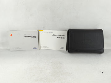 2017 Hyundai Santa Fe Owners Manual Book Guide P/N:HZW0-EU60G OEM Used Auto Parts - Oemusedautoparts1.com