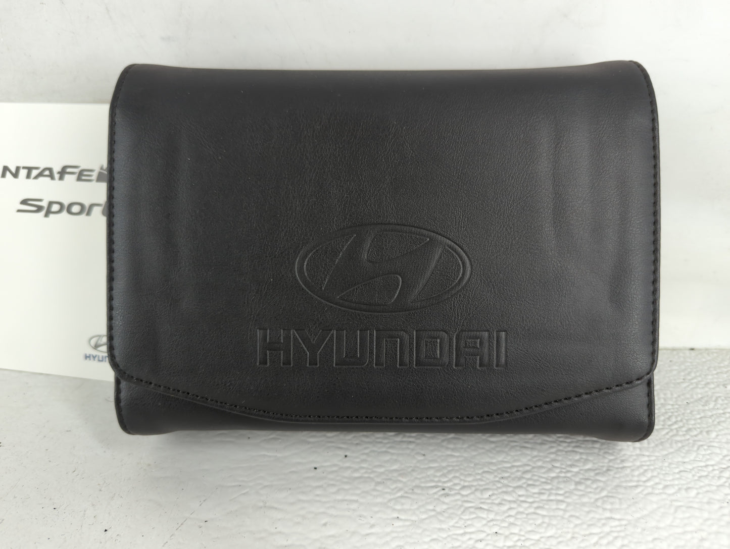 2017 Hyundai Santa Fe Owners Manual Book Guide P/N:HZW0-EU60G OEM Used Auto Parts - Oemusedautoparts1.com