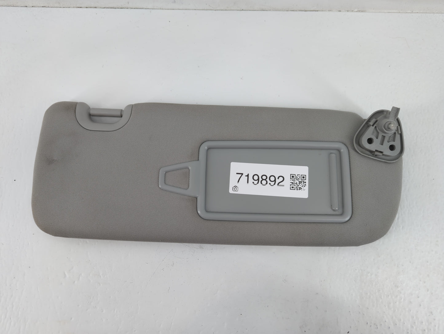2013-2019 Hyundai Santa Fe Sun Visor Shade Replacement Driver Left Mirror Fits Fits 2013 2014 2015 2016 2017 2018 2019 OEM U