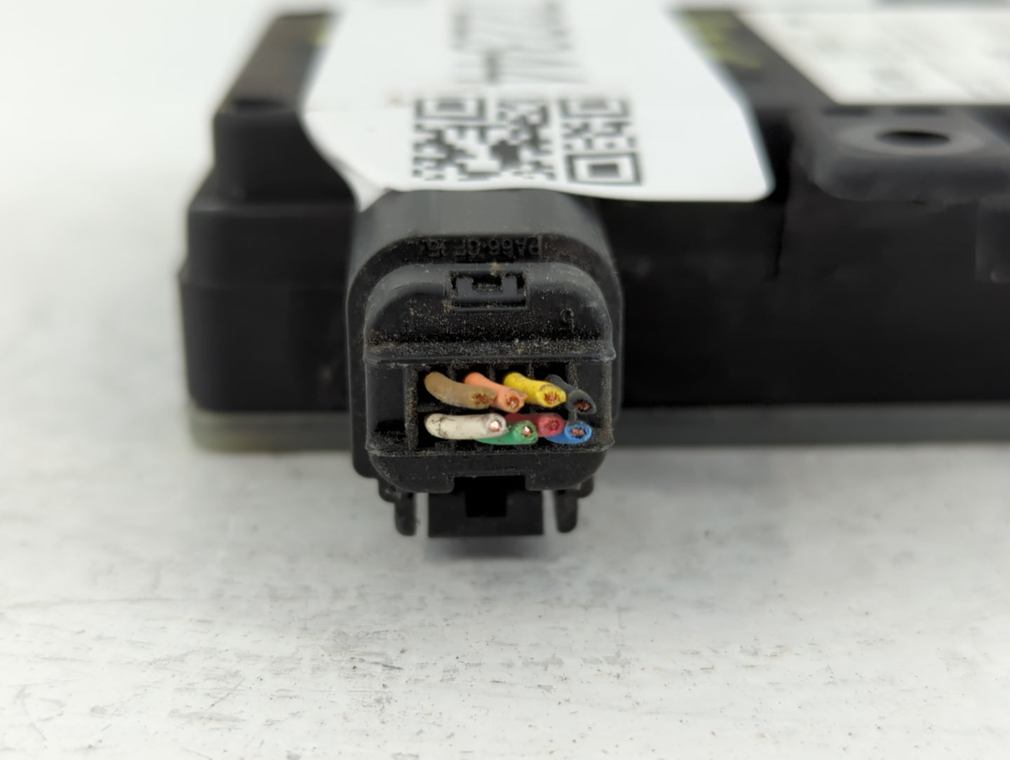 2017-2018 Hyundai Santa Fe Chassis Control Module Ccm Bcm Body Control - Oemusedautoparts1.com