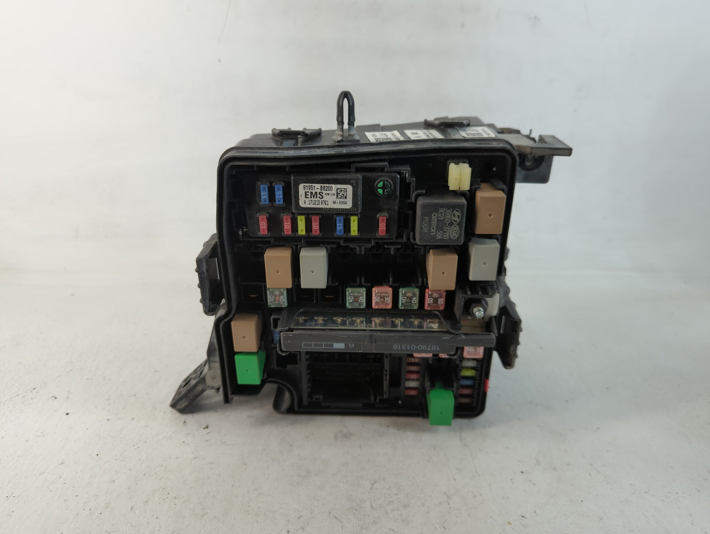 2017 Hyundai Santa Fe Fusebox Fuse Box Panel Relay Module P/N:N91312-B8780-13 91312 B8780 Fits OEM Used Auto Parts - Oemused