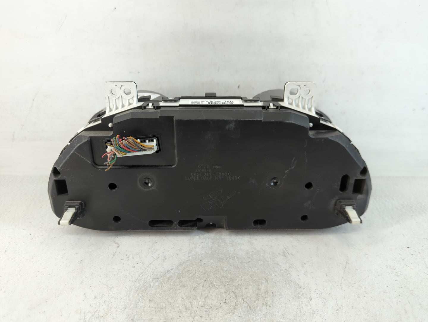 2017-2018 Hyundai Santa Fe Instrument Cluster Speedometer Gauges P/N:94031-B8170UU5 Fits Fits 2017 2018 OEM Used Auto Parts 