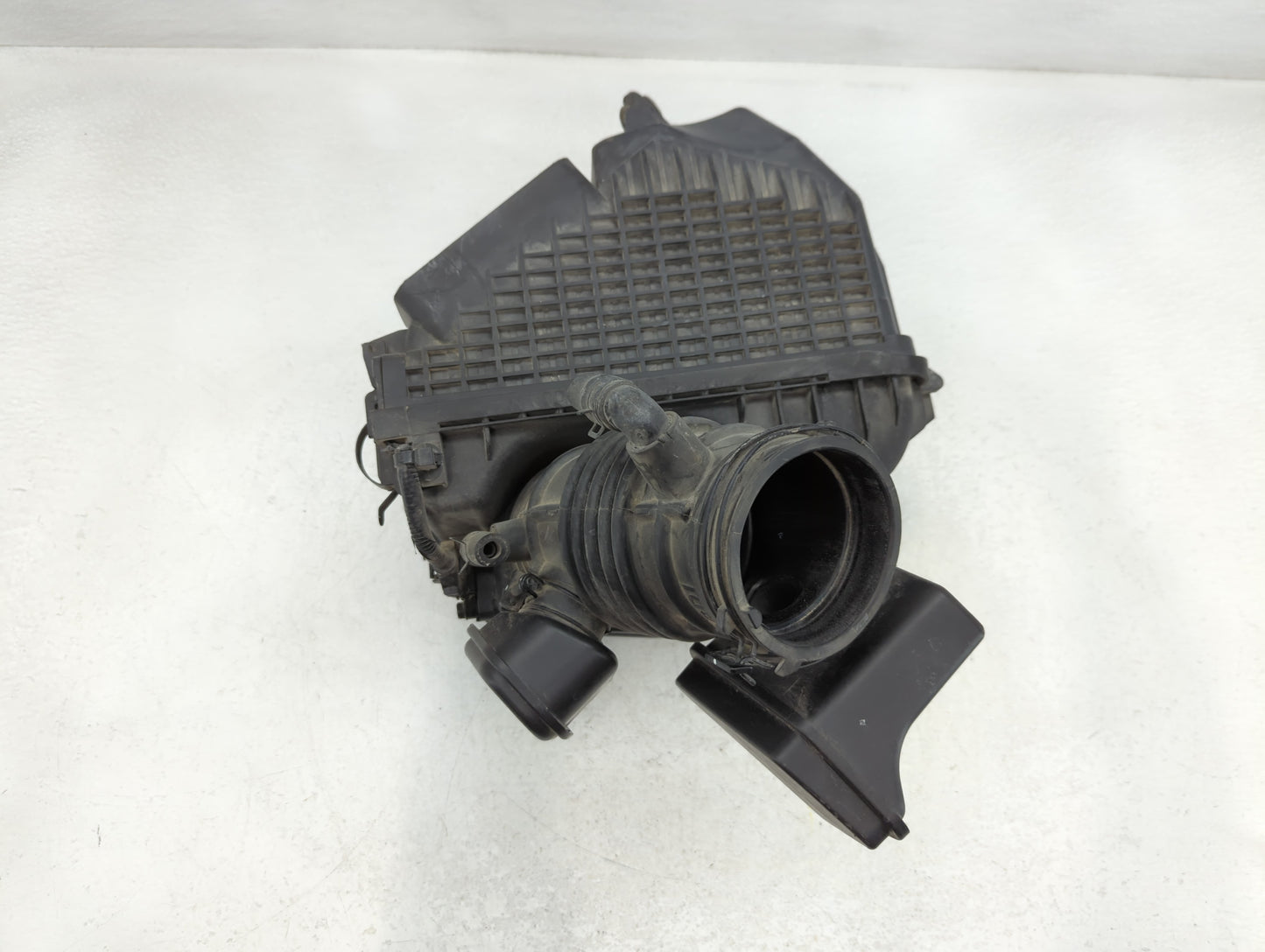 2013-2018 Hyundai Santa Fe Air Cleaner Intake-duct Hose Tube - Oemusedautoparts1.com