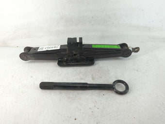 compare product 2017 Hyundai Santa Fe Spare Scissor Car Jack 784003