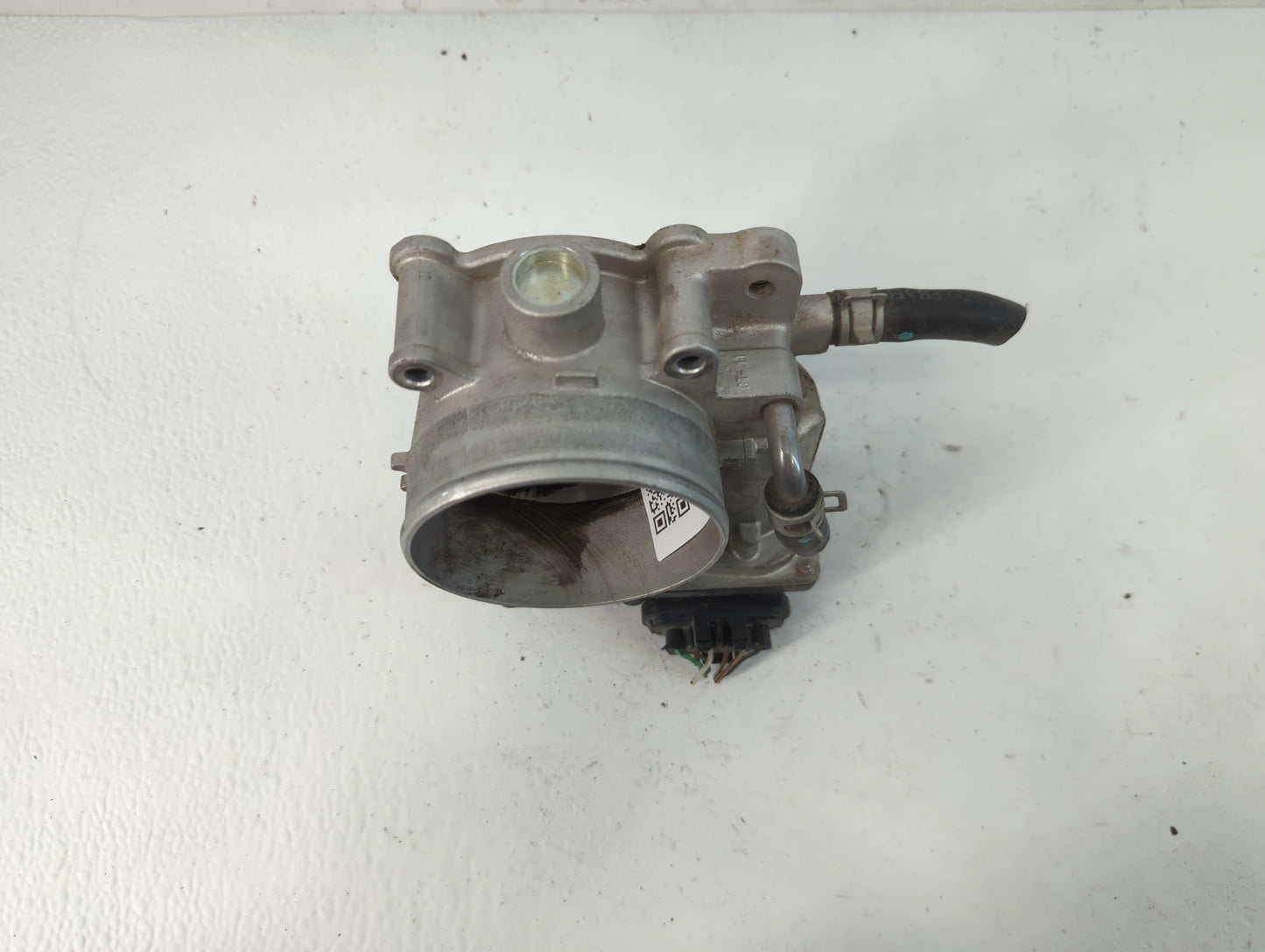 2013-2018 Hyundai Santa Fe Throttle Body P/N:35100-3CAA Fits Fits 2012 2013 2014 2015 2016 2017 2018 OEM Used Auto Parts - O