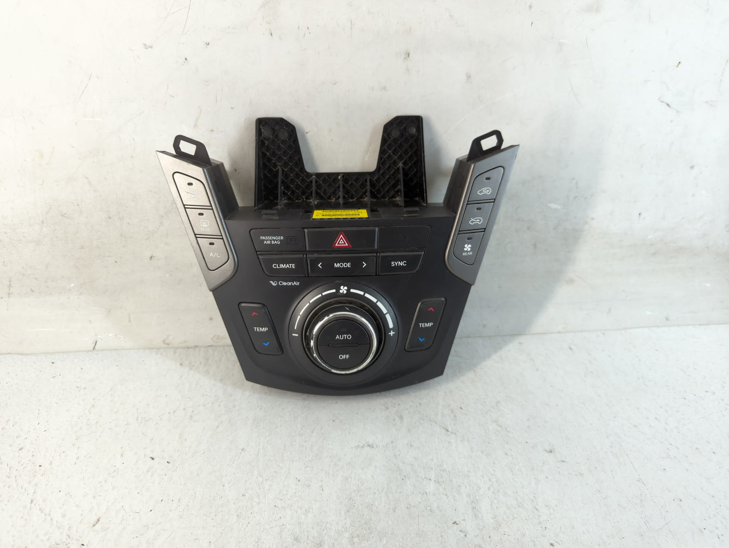 2017-2018 Hyundai Santa Fe Climate Control Module Temperature AC/Heater Replacement P/N:97250-B8EF0NN5 Fits Fits 2017 2018 O