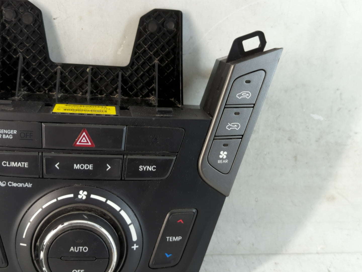 2017-2018 Hyundai Santa Fe Climate Control Module Temperature AC/Heater Replacement P/N:97250-B8EF0NN5 Fits Fits 2017 2018 O