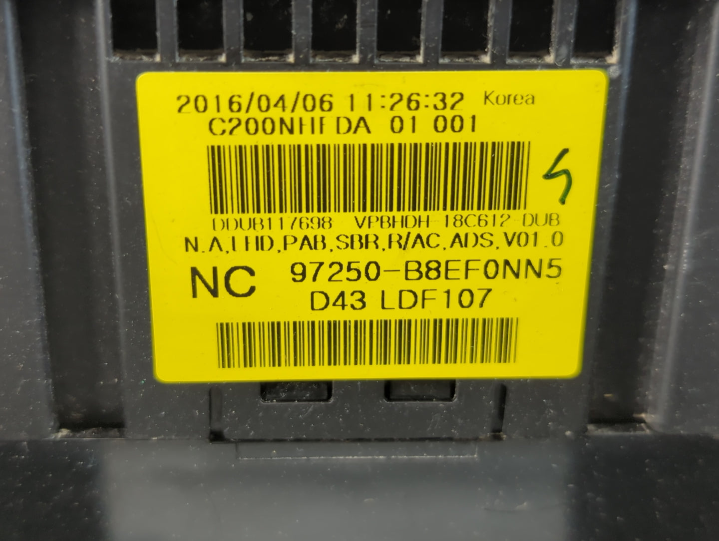 2017-2018 Hyundai Santa Fe Climate Control Module Temperature AC/Heater Replacement P/N:97250-B8EF0NN5 Fits Fits 2017 2018 O