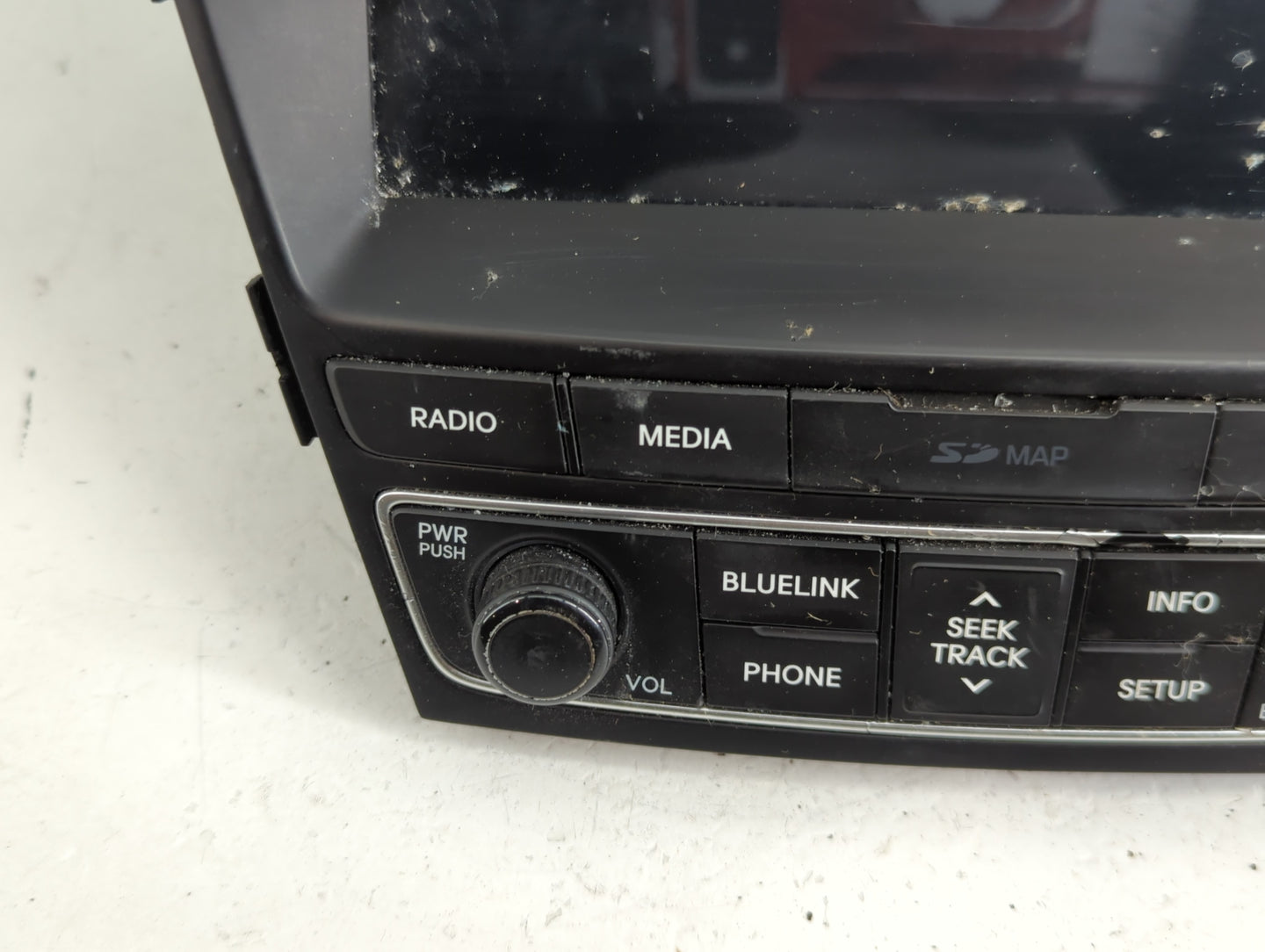 2017 Hyundai Santa Fe Sport Radio AM FM Cd Player Receiver Replacement P/N:96560-4Z5104X Fits OEM Used Auto Parts - Oemuseda