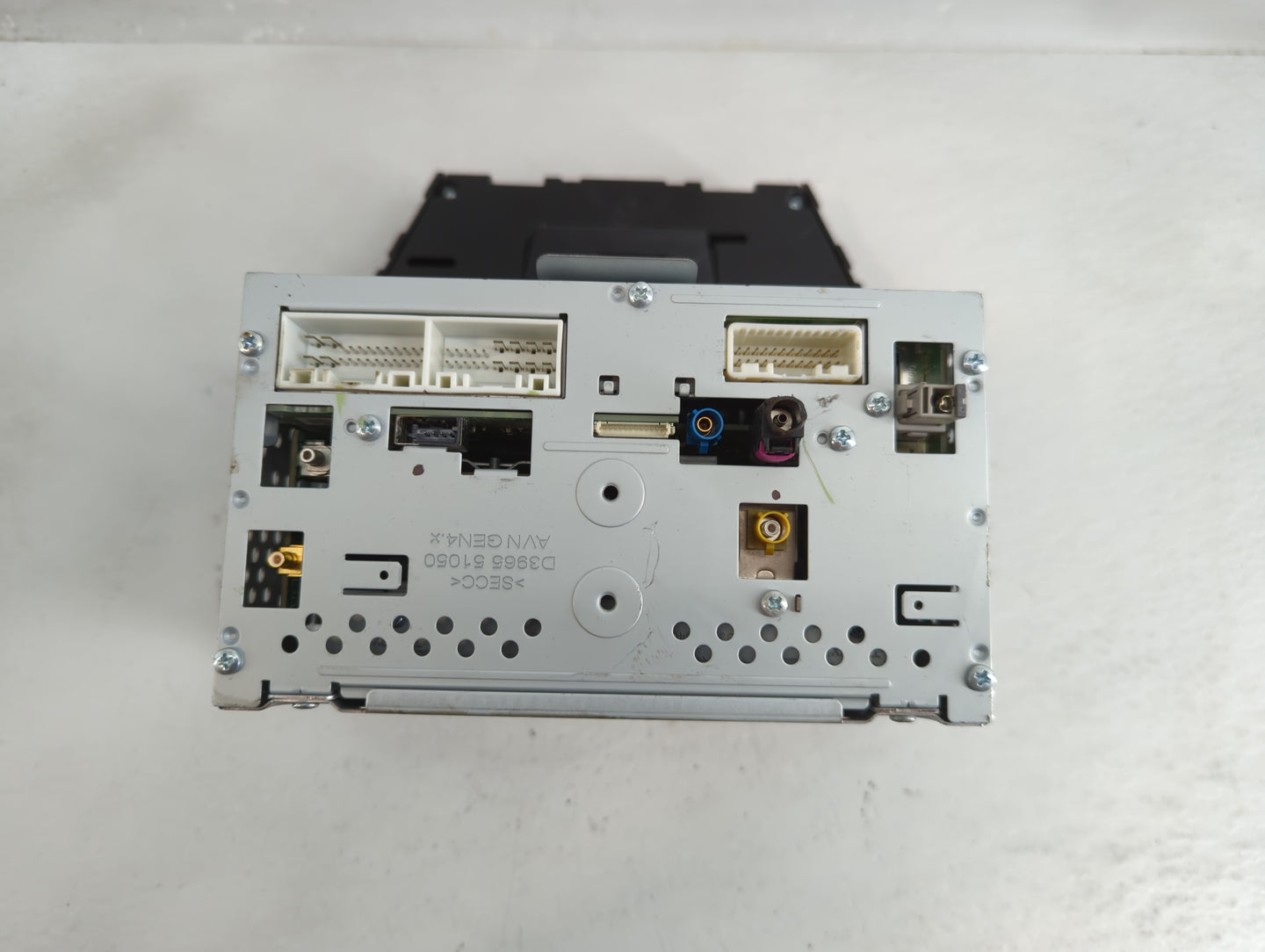 2017 Hyundai Santa Fe Sport Radio AM FM Cd Player Receiver Replacement P/N:96560-4Z5104X Fits OEM Used Auto Parts - Oemuseda