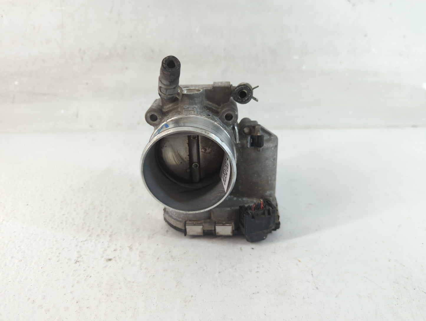 2015-2019 Hyundai Sonata Throttle Body P/N:35100-2G600 Fits Fits 2015 2016 2017 2018 2019 2020 2021 OEM Used Auto Parts - Oe