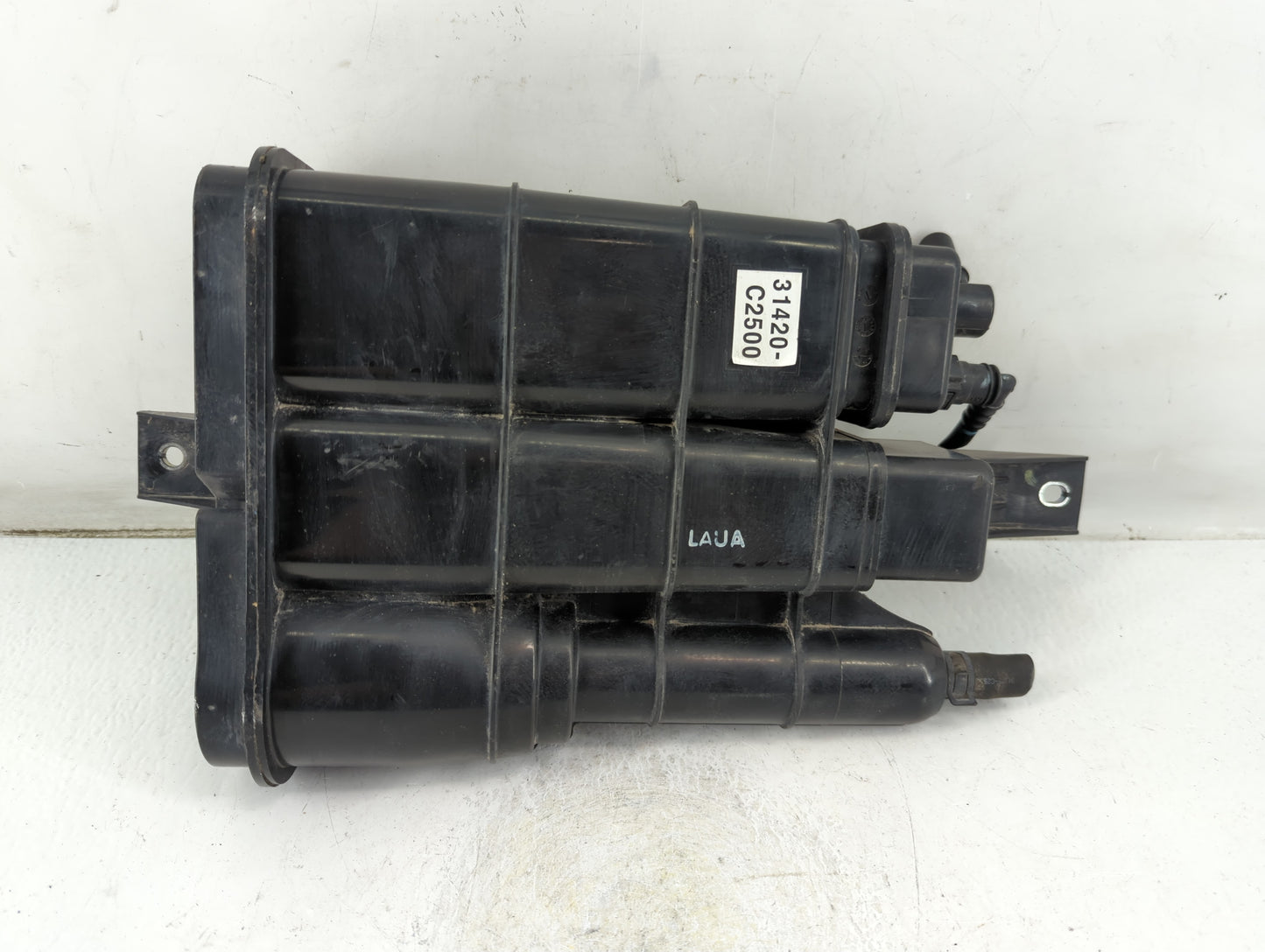 2017 Hyundai Sonata Fuel Vapor Charcoal Canister 1047235 - Oemusedautoparts1.com