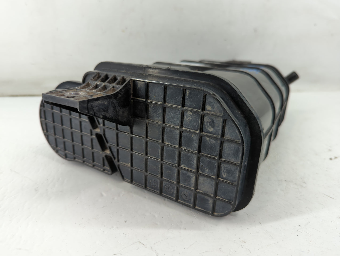 2017 Hyundai Sonata Fuel Vapor Charcoal Canister 1047235 - Oemusedautoparts1.com