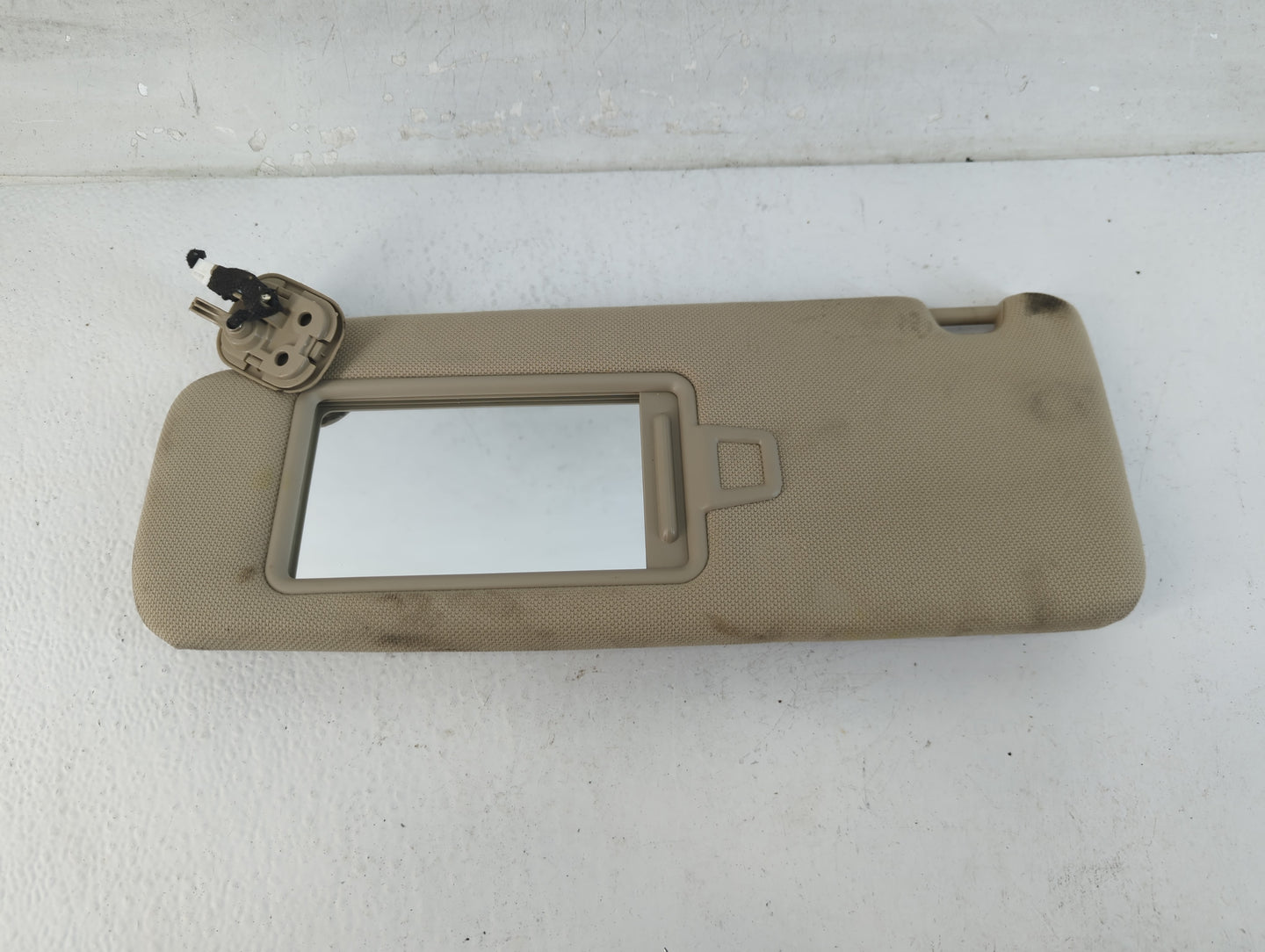 2015-2019 Hyundai Sonata Sun Visor Shade Replacement Driver Left Mirror Fits Fits 2015 2016 2017 2018 2019 OEM Used Auto Par