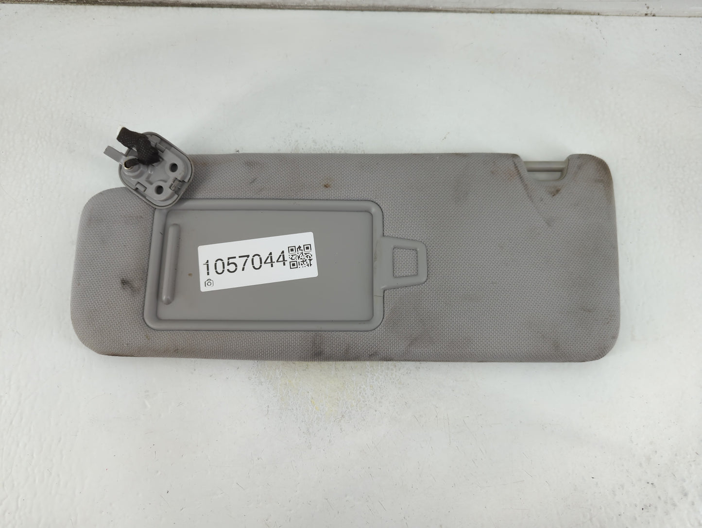 2016-2019 Hyundai Sonata Sun Visor Shade Replacement Driver Left Mirror Fits Fits 2016 2017 2018 2019 OEM Used Auto Parts - 