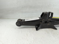 2017 Hyundai Sonata Spare Scissor Car Jack 1071579 - Oemusedautoparts1.com