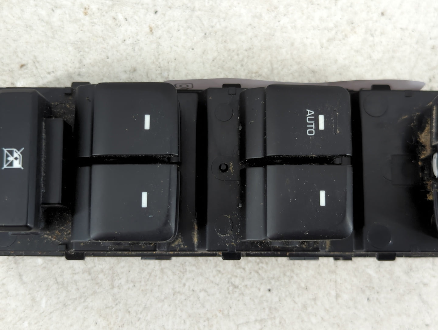 2015-2019 Hyundai Sonata Master Power Window Switch Replacement Driver Side Left P/N:F/LH 1 93570-C1000 Fits OEM Used Auto P